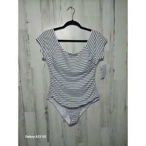 Meet.Curve Woman's NEW Black & White Stripes Modest Elastic Swimsuit L